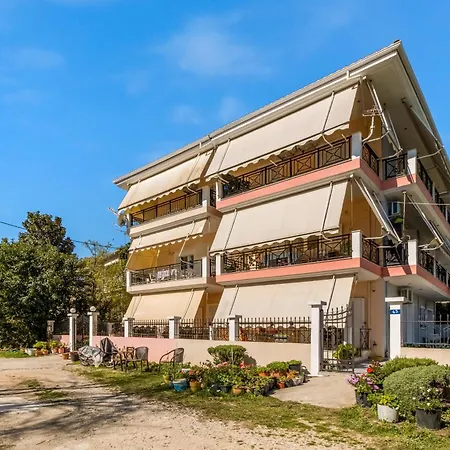 Paraskevi Apartment Lefkada City