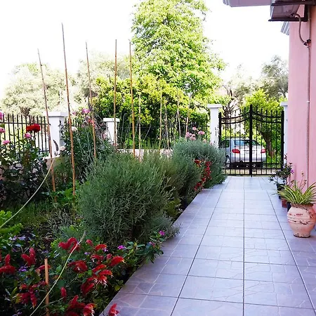 Apartment Paraskevi Lefkada City